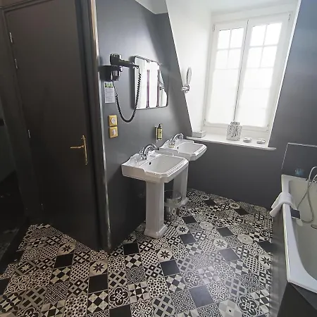 Chateau De Montreuil Montreuil (Pas-de-Calais)