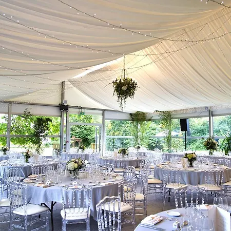 Chateau De Montreuil