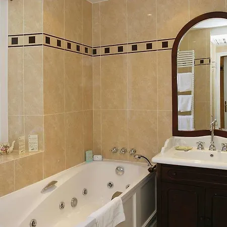 Chateau De Montreuil Hotel Montreuil (Pas-de-Calais)