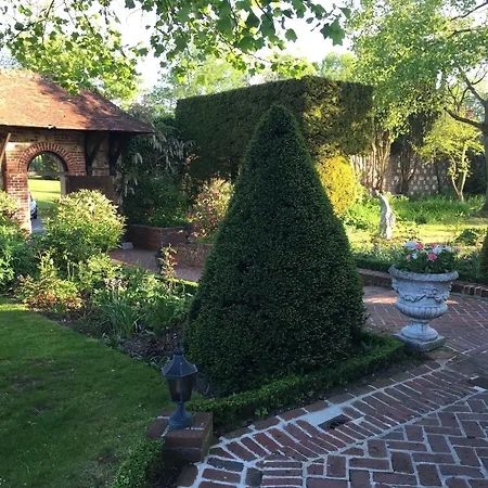 Chateau De Montreuil Hotel Montreuil (Pas-de-Calais)