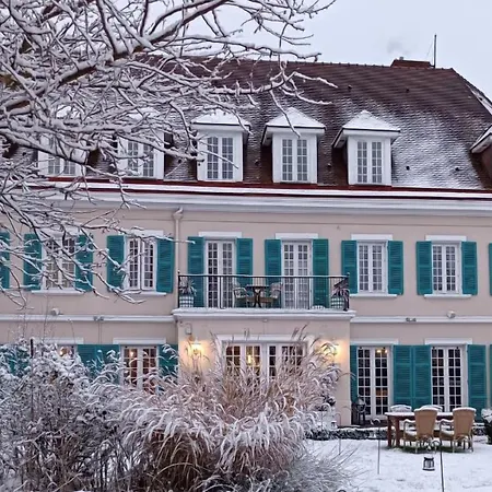 ホテル Chateau De Montreuil