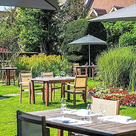 Chateau De Montreuil Hotel Montreuil (Pas-de-Calais)