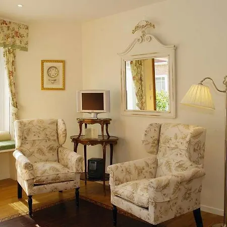 Chateau De Montreuil 4* Montreuil (Pas-de-Calais)