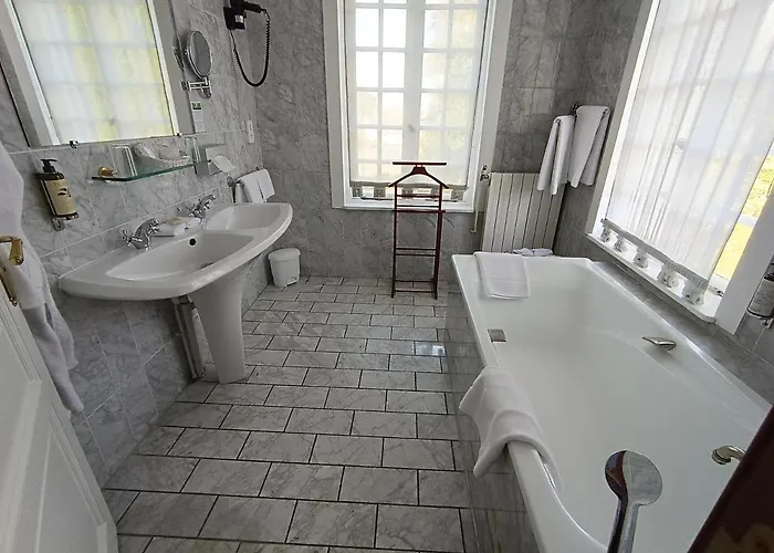 Hotel Chateau De Montreuil Montreuil (Pas-de-Calais)