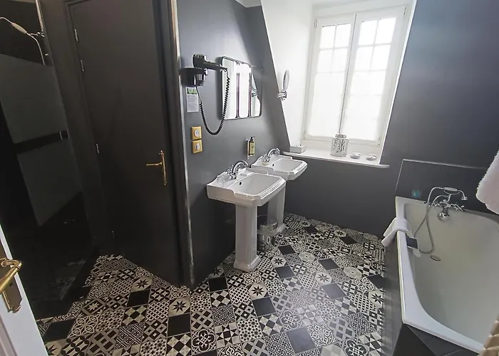 Chateau De Montreuil Montreuil (Pas-de-Calais)