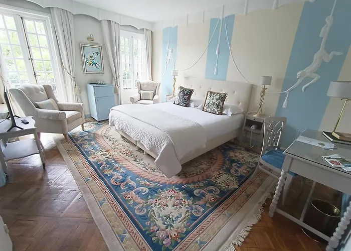 Chateau De Montreuil Hotel Montreuil (Pas-de-Calais)