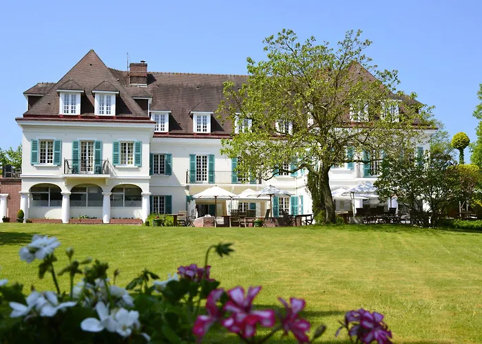 Chateau De Montreuil Hotel Montreuil (Pas-de-Calais)