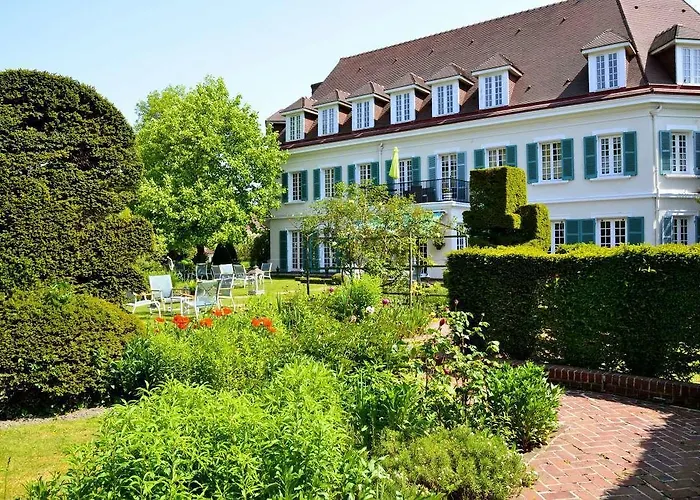 Hotel Chateau De Montreuil Montreuil (Pas-de-Calais)