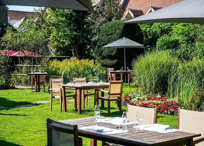 Chateau De Montreuil Montreuil (Pas-de-Calais)