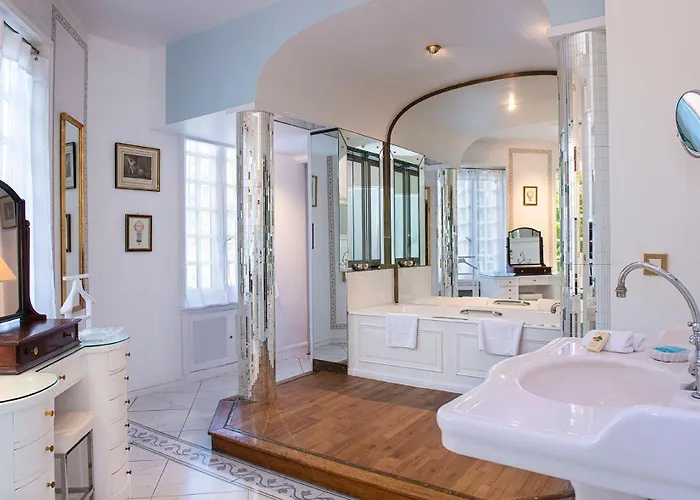 Chateau De Montreuil Hotel Montreuil (Pas-de-Calais)